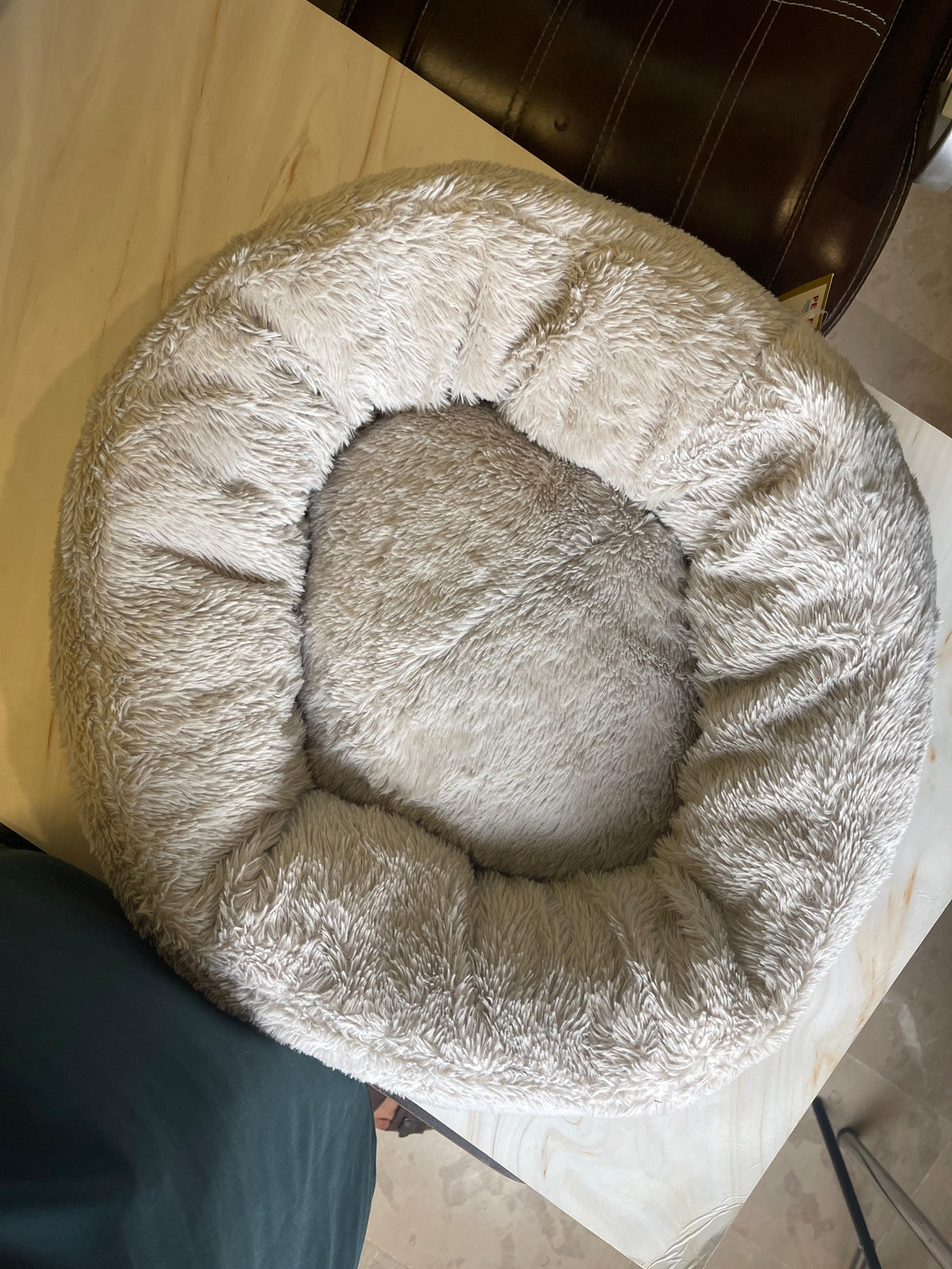 Large Size Cat Fur Beds Assorted Colors pets-park-pk