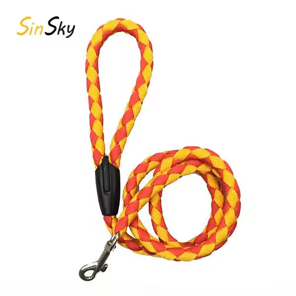 New Wavy Leash 10mm Imrported pets-park-pk