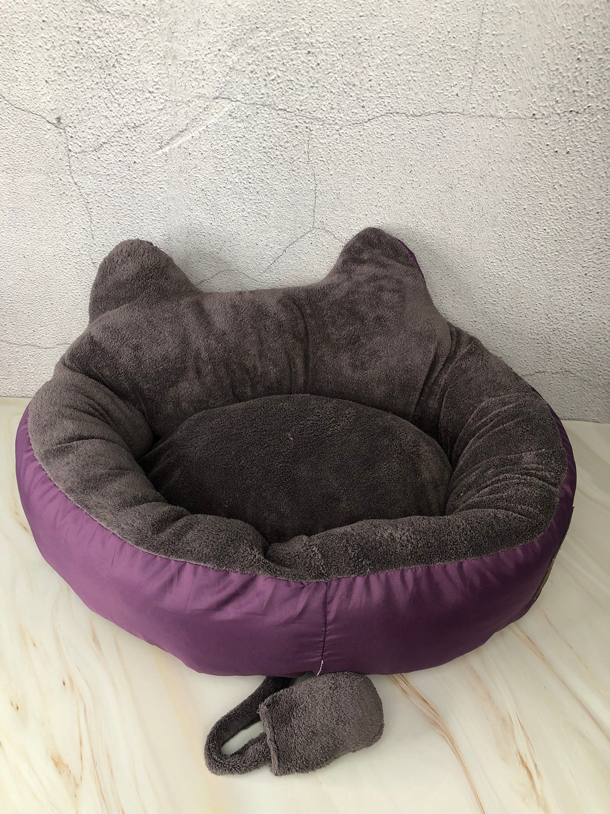 Round Cushion Cat/Puppy Bed with PlayBall pets-park-pk
