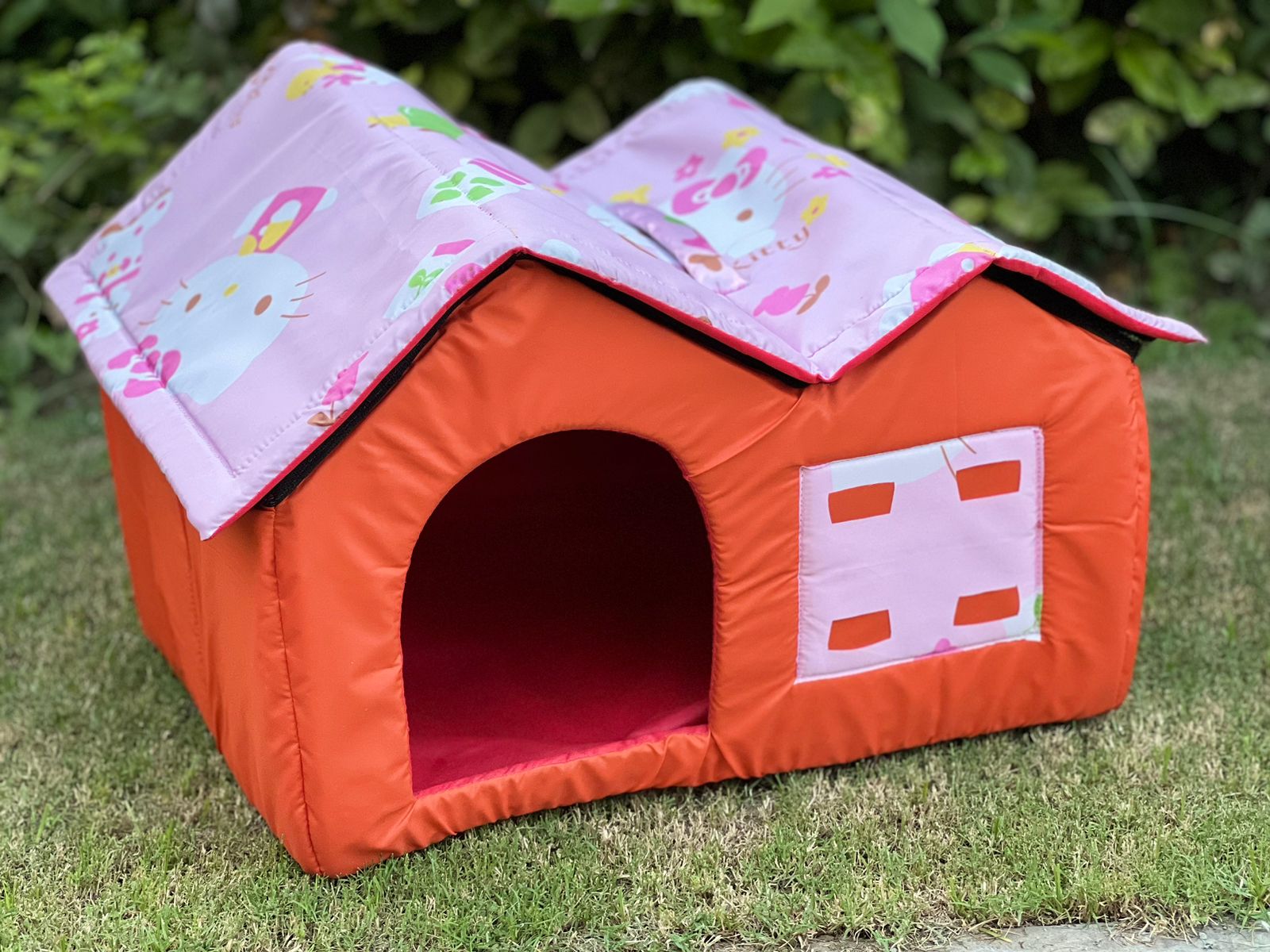 Cat House Foam for Large Cats pets-park-pk